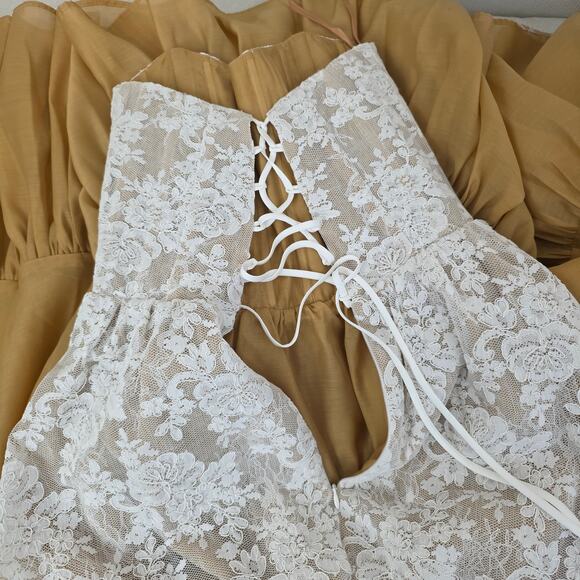 V. Chapman White Charlotte Lace Strapless Corset Slit Maxi Gown Sz 4 NWOT - Picture 9 of 10